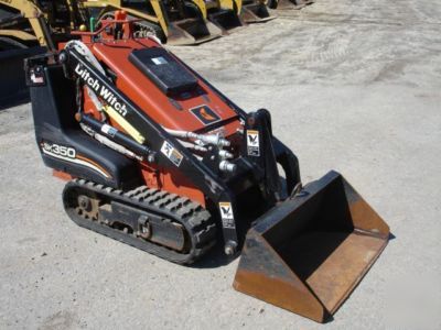 2006 ditch witch SK350 stand on skid steer, tracks