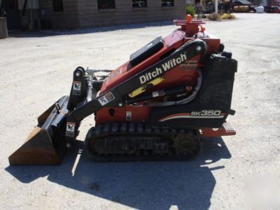 2006 ditch witch SK350 stand on skid steer, tracks