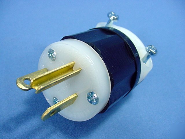 Leviton industrial lighted plug nema 5-20 20 amp 125V