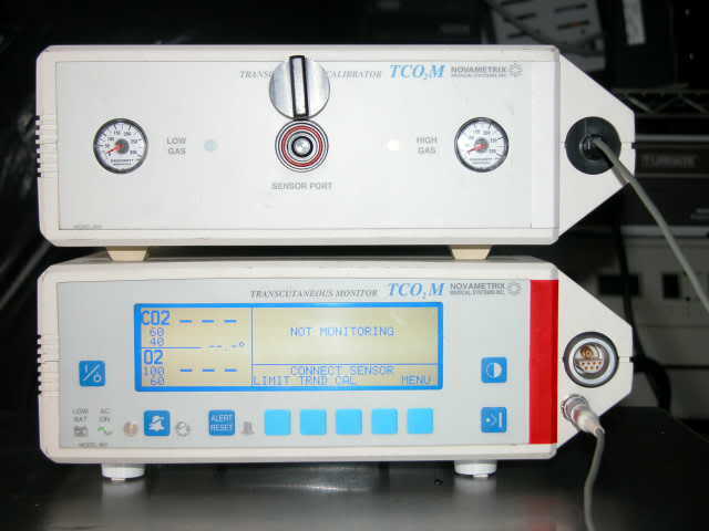 Novametrics phillips TCO2M transcutaneous monitor 860