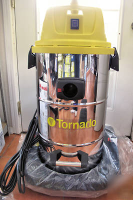 Tornado S15 wet/dry vacuum