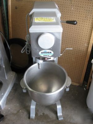 Univex 20QT mixer w/ whip paddle bowl bakery restaurant