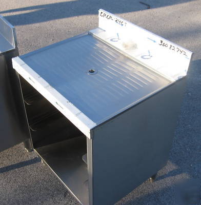 New supreme metal- 2 bar glass storage cabinets w drain