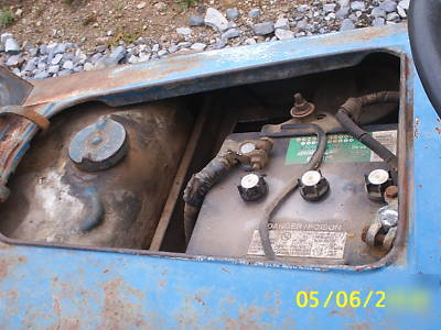 1945 ford 2N tractor w/3 pt hitch, pto,+ extras 