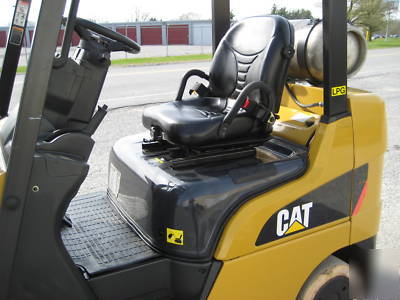 07' cat 5,000# forklift, lp gas, 217
