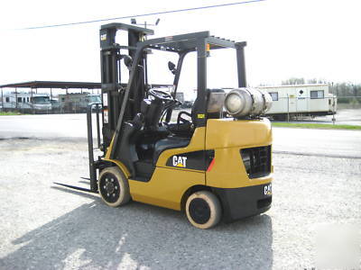 07' cat 5,000# forklift, lp gas, 217