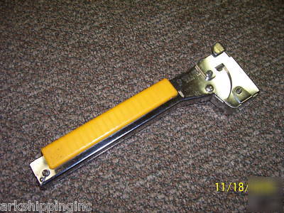 Arrow HT50A tomahawk hammer tacker- great condition