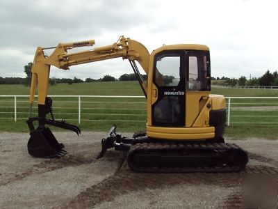 Komatsu PC50 excavator backhoe dozer 6-way blade