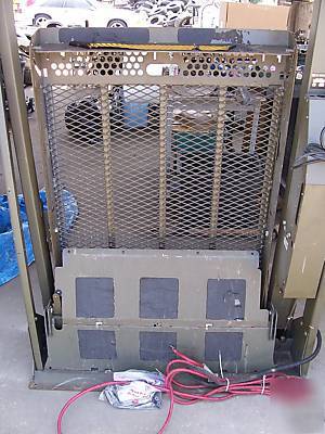 1989 ford van braun wheelchair lift model # L28U64P