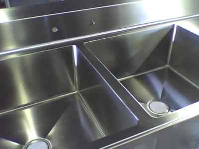 Prep table 2 compartment sink 9' 8'' x 30'' x 34'' tall