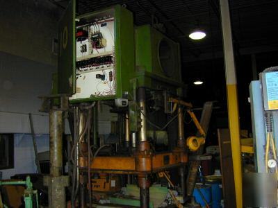 Denison multipress 30 ton 4 post hydraulic trim press 
