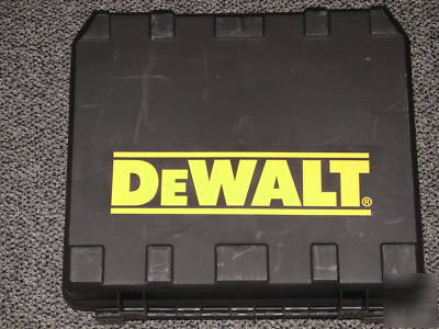 New dewalt 18V DW059K-2 DW059 1/2' impact wrench kit 