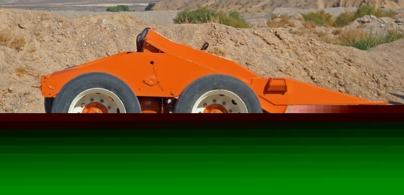 Extec crusher screener truck trailer dolly hydrualic 