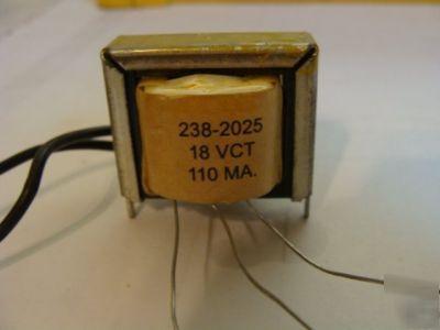 Lot-(120) transformers md# EEO48, 117V to 18V