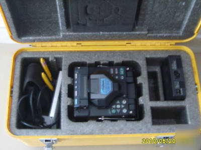Fujikura fsm-50S with all accessories