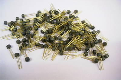 100X tun transistors gen purpose npn. ME4003 (BC107,8,9