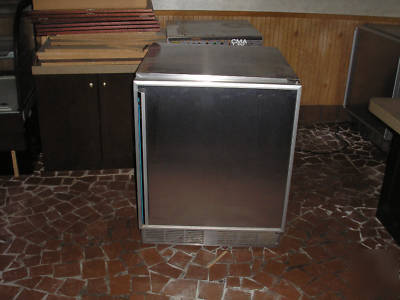 Complete coffee shop equipment