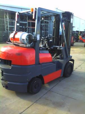 Toyota 8,000 lb forklift 8000 lb fork lift - cushion 