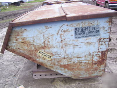 Wright medium duty 2 yd self dumping hoppers box & lids