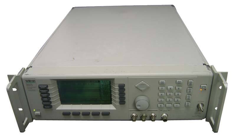 Anritsu 69247A 0.01-20GHZ signal generator 