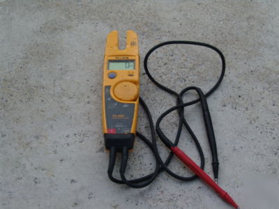 Fluke T5-600 open jaw electrical meter # 1