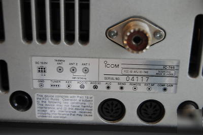 Icom ic-746 hf vhf 2 meter all mode transceiver nice 