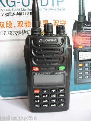 Wouxun kg-UVD1 dual band 136-174/400-480 mhz radio