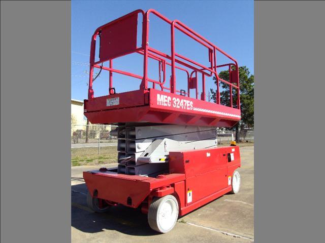 Mec 32 electric scissor lift man lift aerial genie jlg