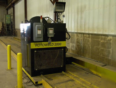 Roto weld welding machine