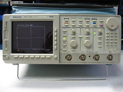 Tektronix tds-754 4CH 500MHZ 2G/s dpo oscilloscope opt