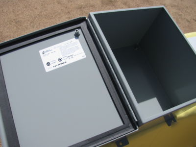 Hammond box enclosure 1414PHK8 12X10X8 for uhf repeater