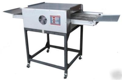 New commercial conveyor pizza oven. 21INCH. vat inc.