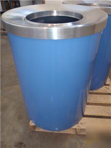 Blast resistant trash receptable bin mistral security 