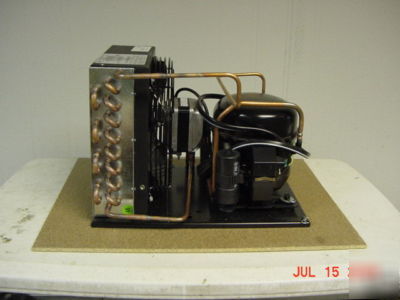 Danfoss optyma 1/4HP vend. mach. sized condensing unit