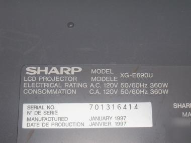 Sharp vision lcd digital multimedia projector xg-E690U