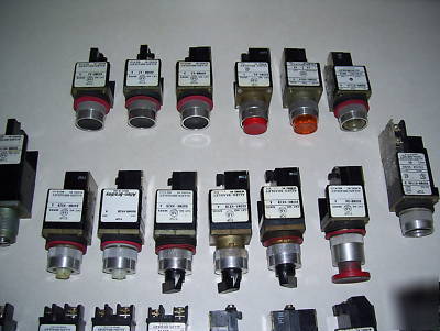 Allen bradley large lot 30 pcs switches lights buttons