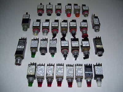 Allen bradley large lot 30 pcs switches lights buttons