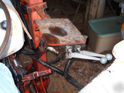 Case david brown 1210 w/loader and bucket