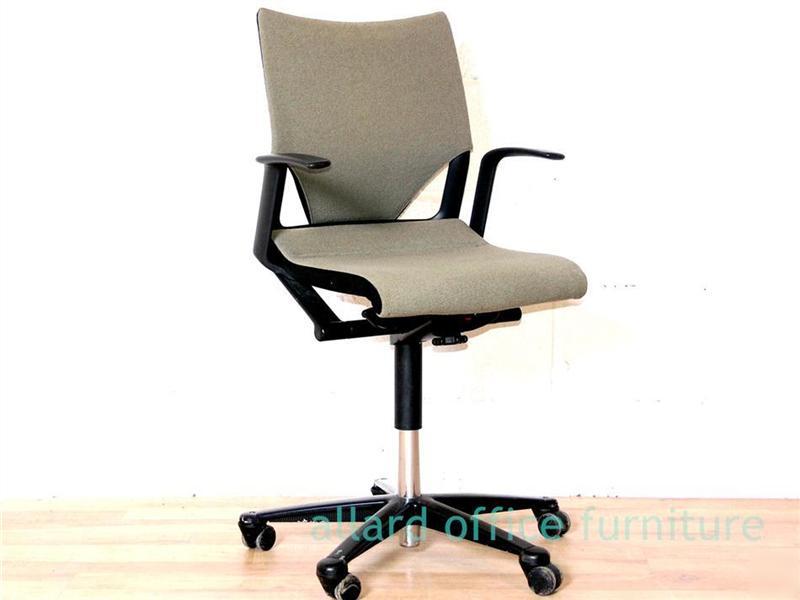 Modus task chair wilkhahn office swivel aeron vitra