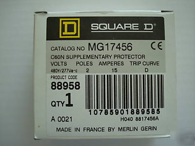 New square d MG17456 thermal circuit breaker 15A 2 pole