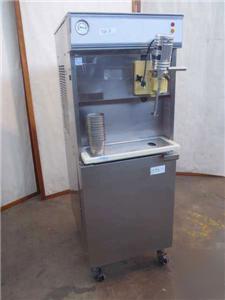 Hc duke shake machine freezer 707CMT