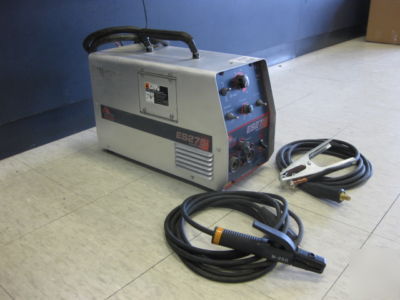 Used red-d-arc/lincoln es 275I welder runs on 230 volt