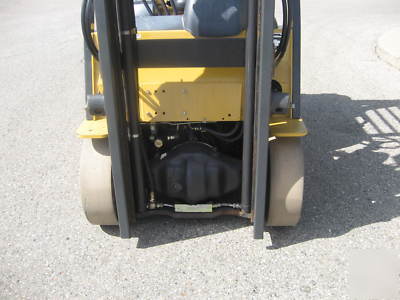 **2004 cat 4000 lb forklift 3 stage + sideshift nice 