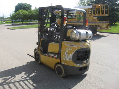 **2004 cat 4000 lb forklift 3 stage + sideshift nice 