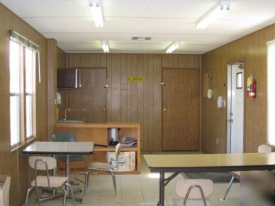 Modular office/classroom trailer