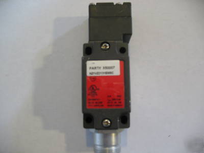 Euchner NZ1VZ2131EM8C X50007 safety limit switch