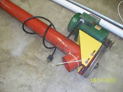 Westfield grain seed auger 16' with motor & transport 