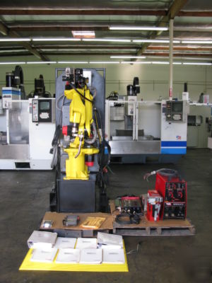 Fanuc 6 axis robotic arc mate cnc welder 100I