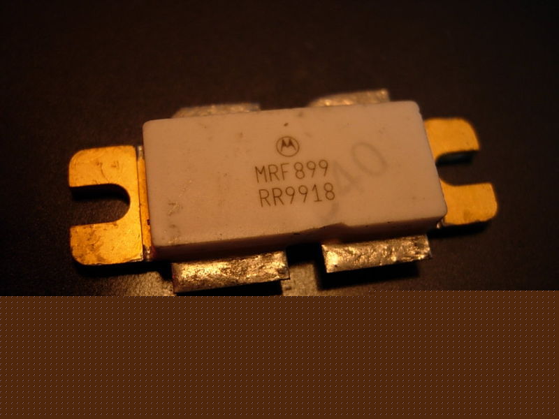 Moto MRF899 150WATTS 800â€“960 mhz rf power transistor