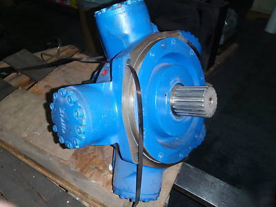 New staffa HMB200 hydraulic motor- 
